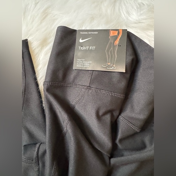 Nike Women's Dri-Fit leggings Size S - Picture 4 of 6